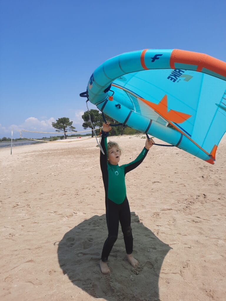 cours de wingfoil débutant